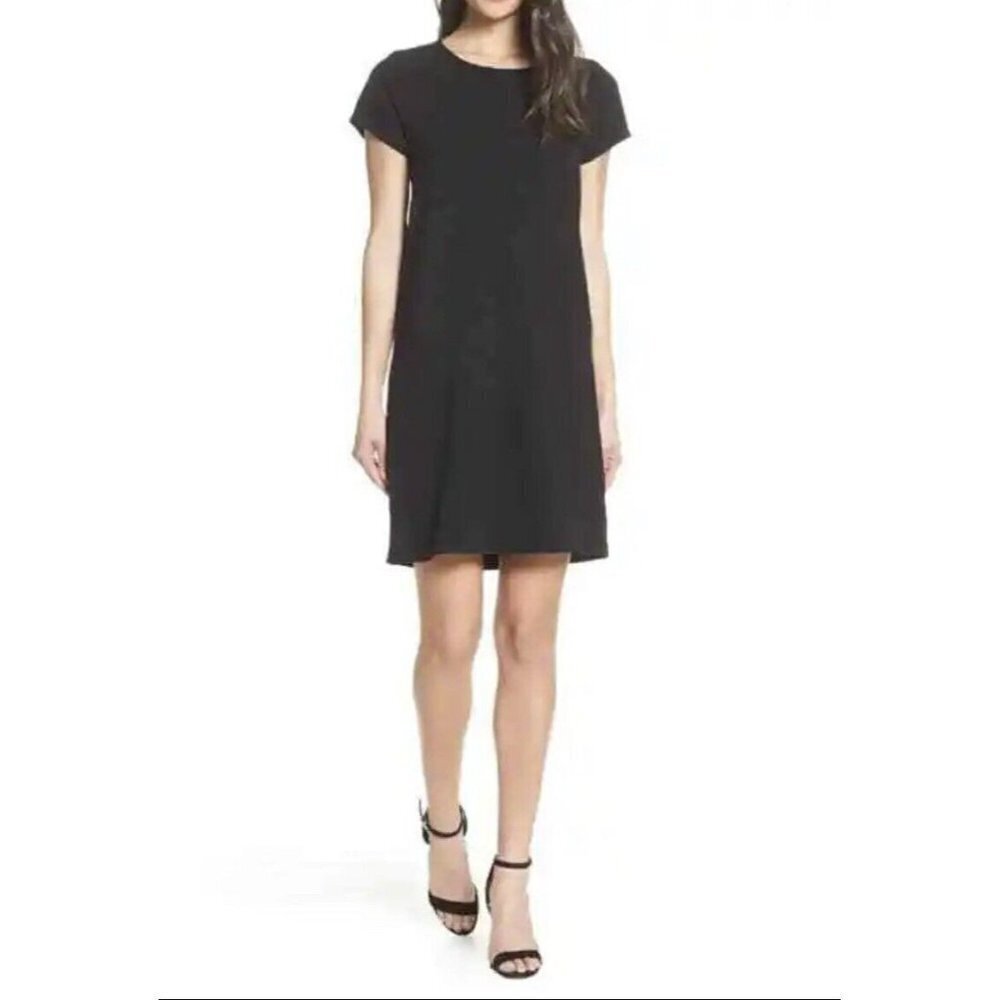 Chelsea28 Womens dress black crepe shift Size XXS Exposed back-zip closure NWT